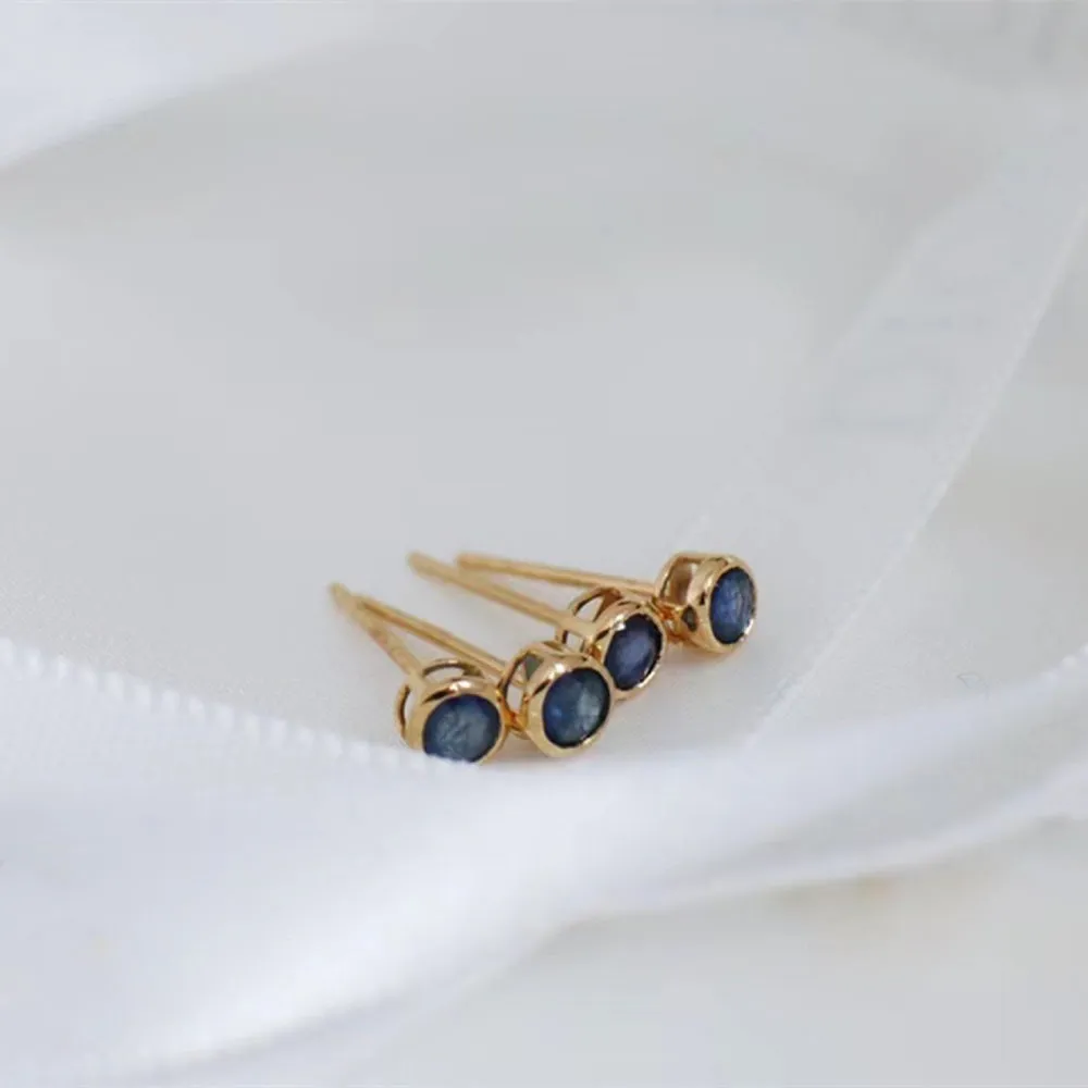 18K Solid Gold Natural Round Sapphire Ear Stud Earrings Simple Charm Jewelry