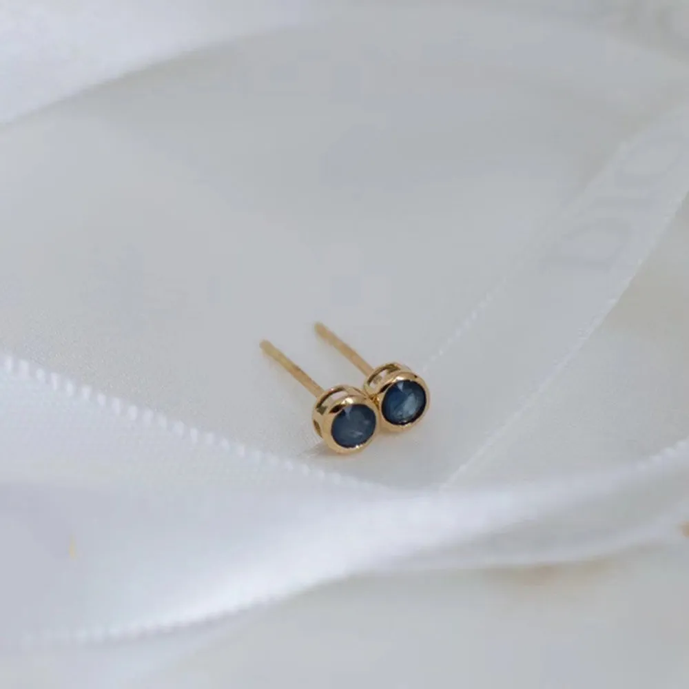18K Solid Gold Natural Round Sapphire Ear Stud Earrings Simple Charm Jewelry