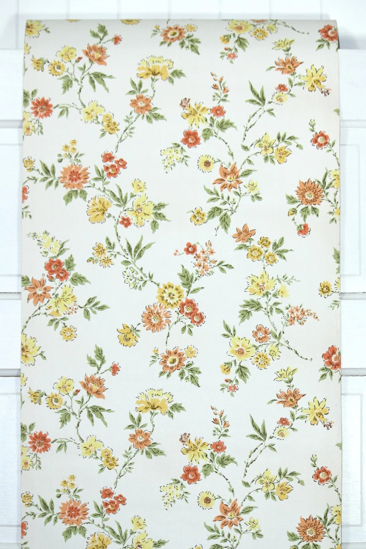 1960s Floral Vintage Wallpaper