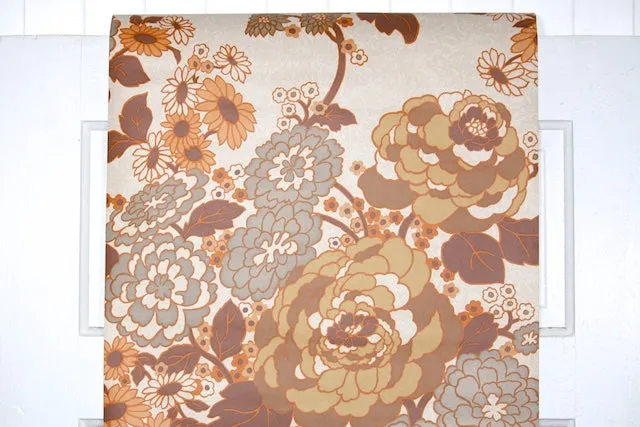 1970s Floral Vintage Wallpaper
