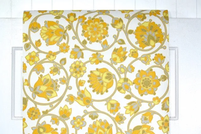 1970s Floral Vintage Wallpaper