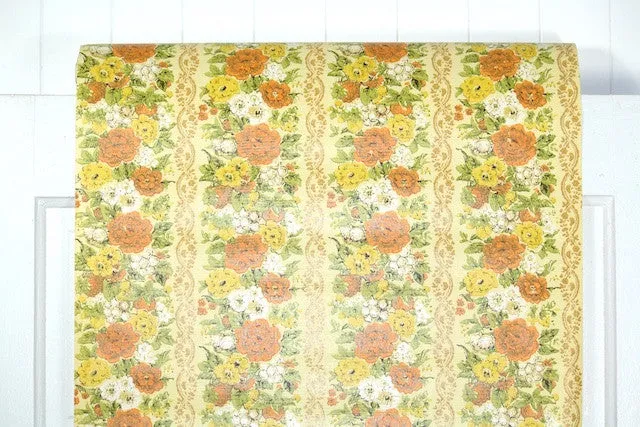 1970s Floral Vintage Wallpaper