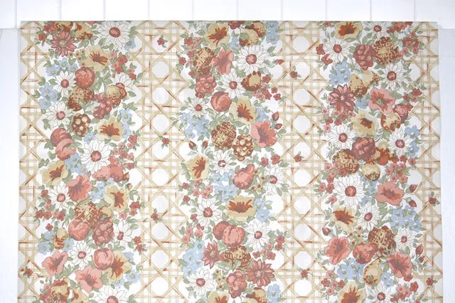 1970s Floral Vinyl Vintage Wallpaper