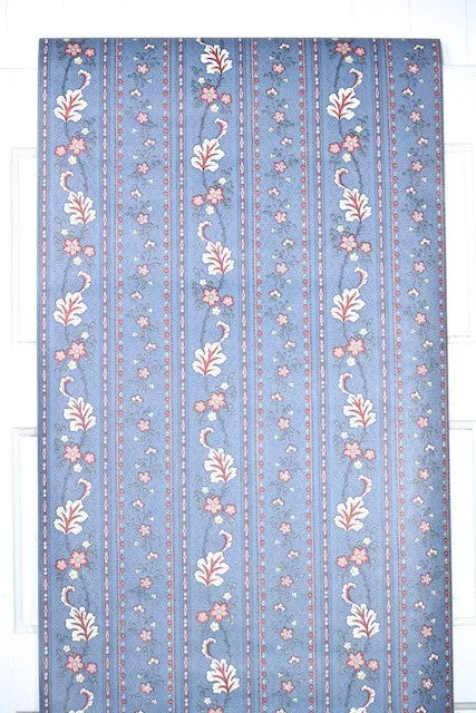 1980s Floral Vintage Wallpaper