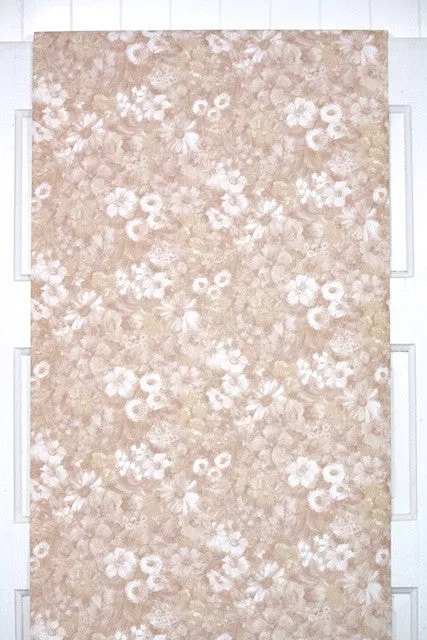 1980s Floral Vintage Wallpaper