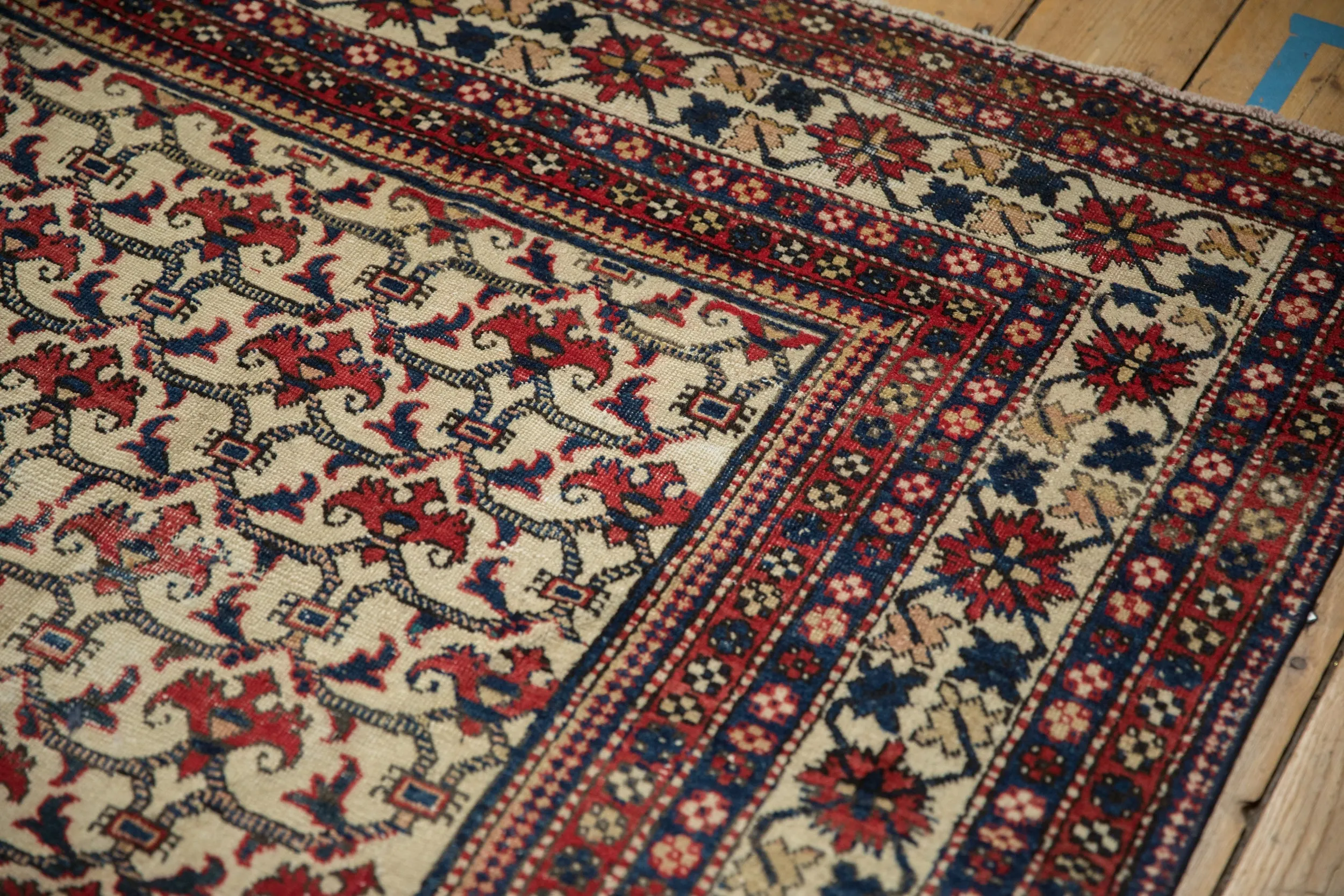 7.5x10.5 Vintage Baktiari Carpet