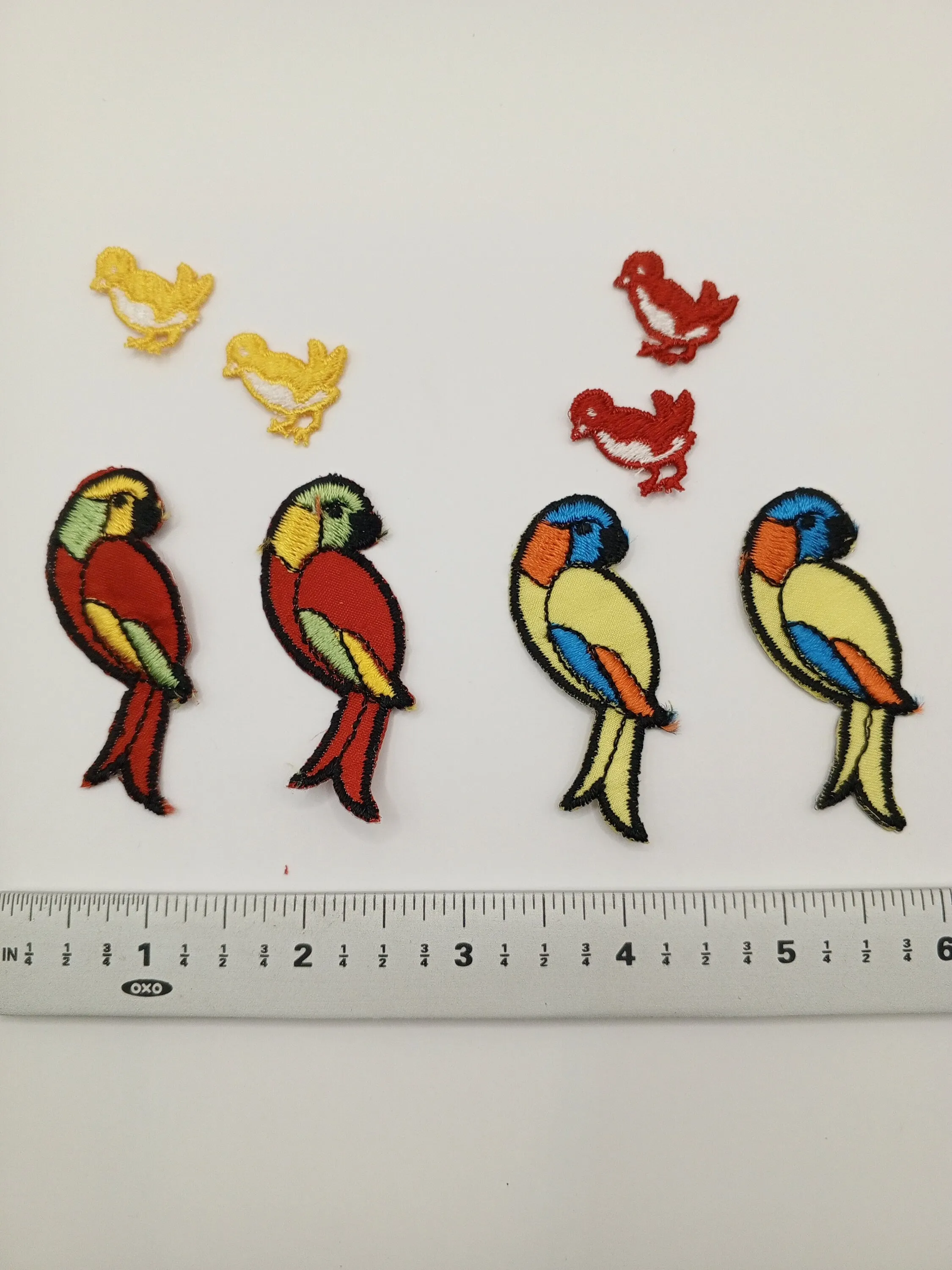 8 Pieces Blue Orange Green PARROTS Patches VINTAGE White Red Yellow Birds Appliques Embellishments 503