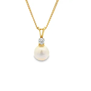 9ct Yellow Gold 12mm South Sea Pearl and Lab Grown Diamond Pendant TDW= 0.25ct