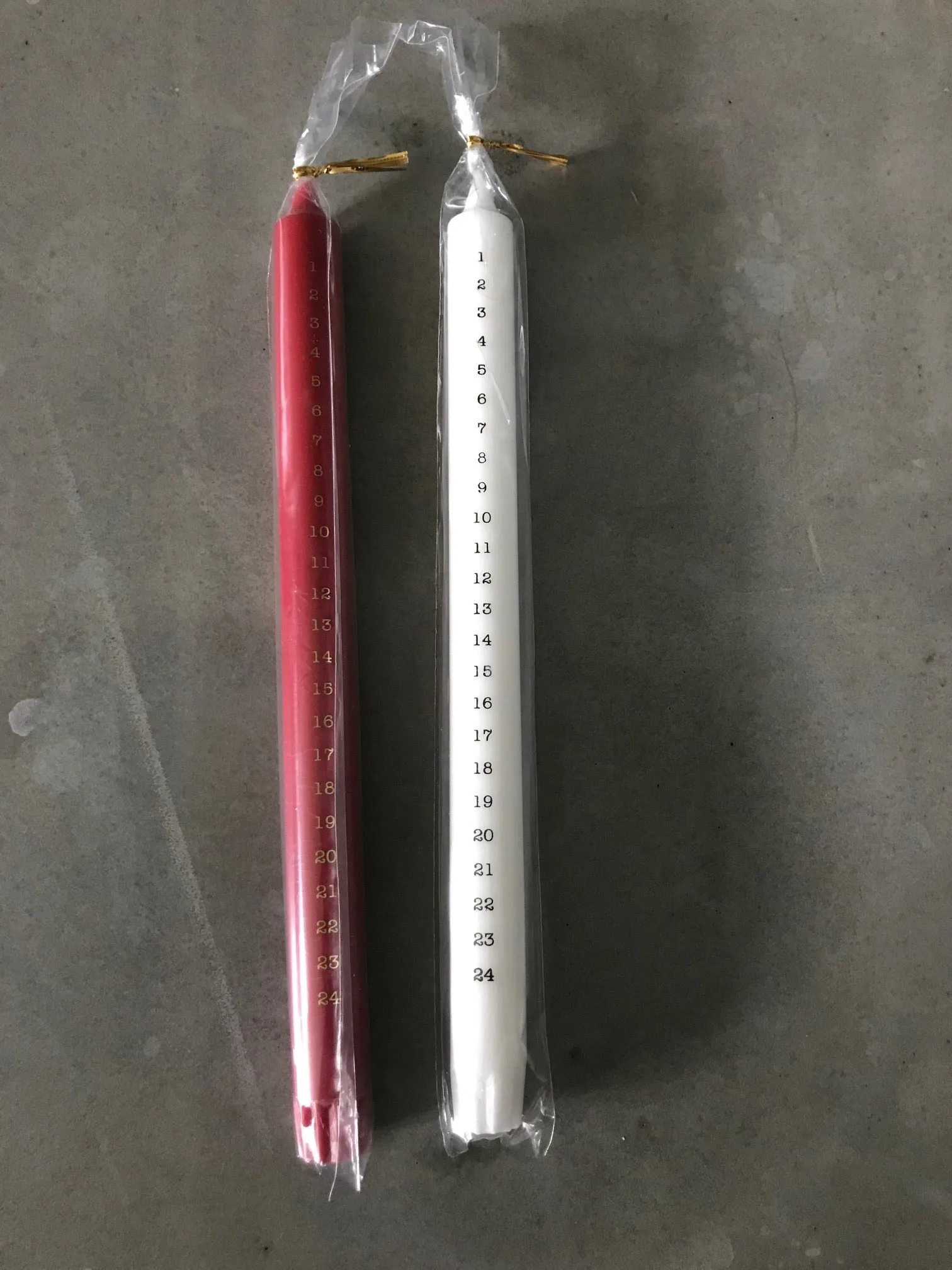 Advent Candle: Simple Numeric Taper in Red or White