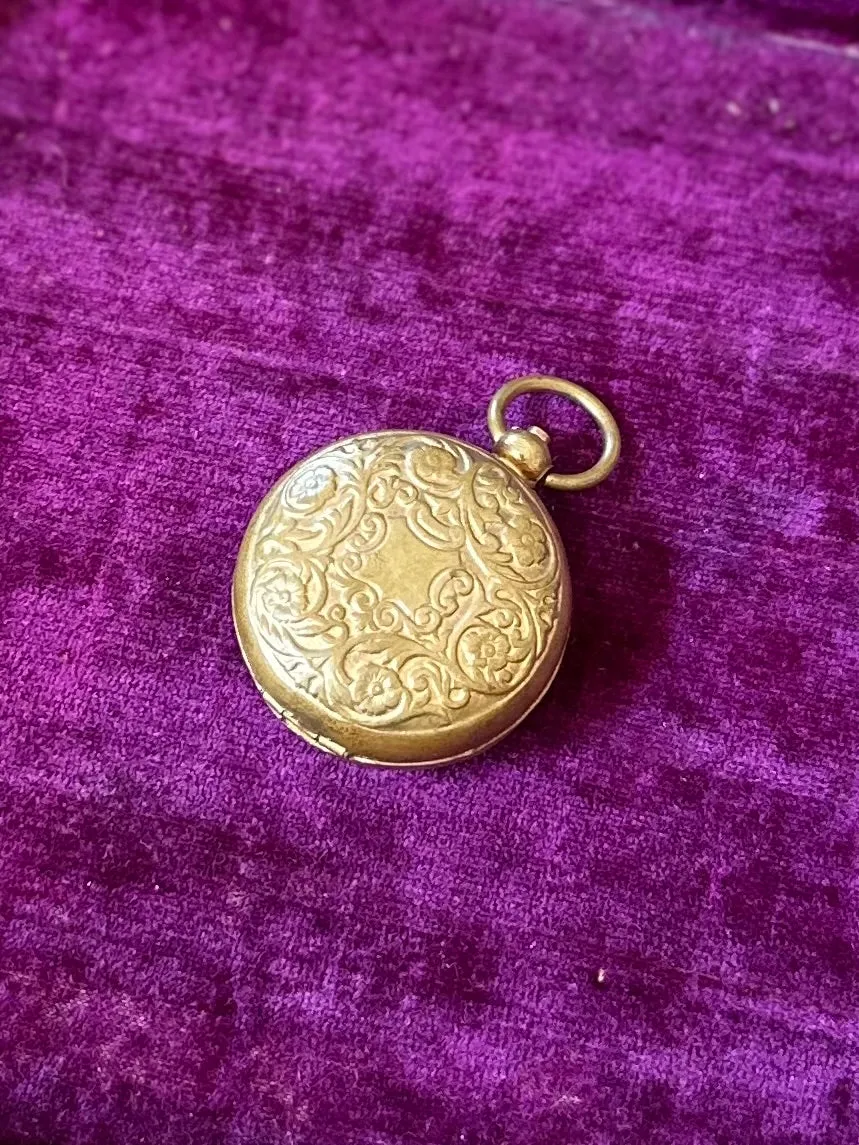 Antique Brass King Edward VII Sovereign Coin Holder Case Faux Pocketwatch Pendant