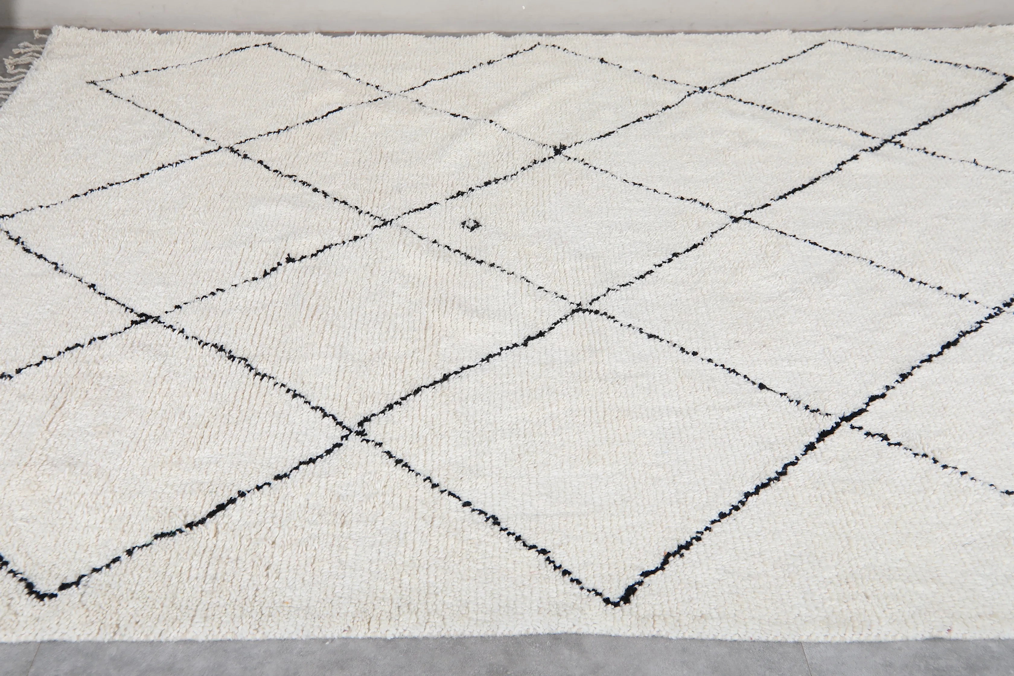 Authentic handmade Beniourain rug - Berber Moroccan rug