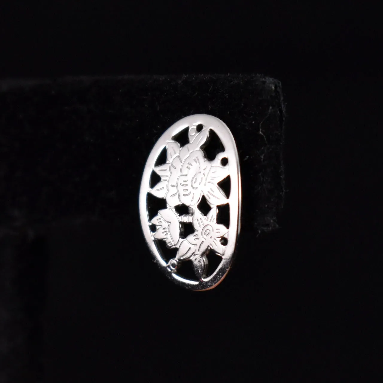 Avon Floral Oval Earrings