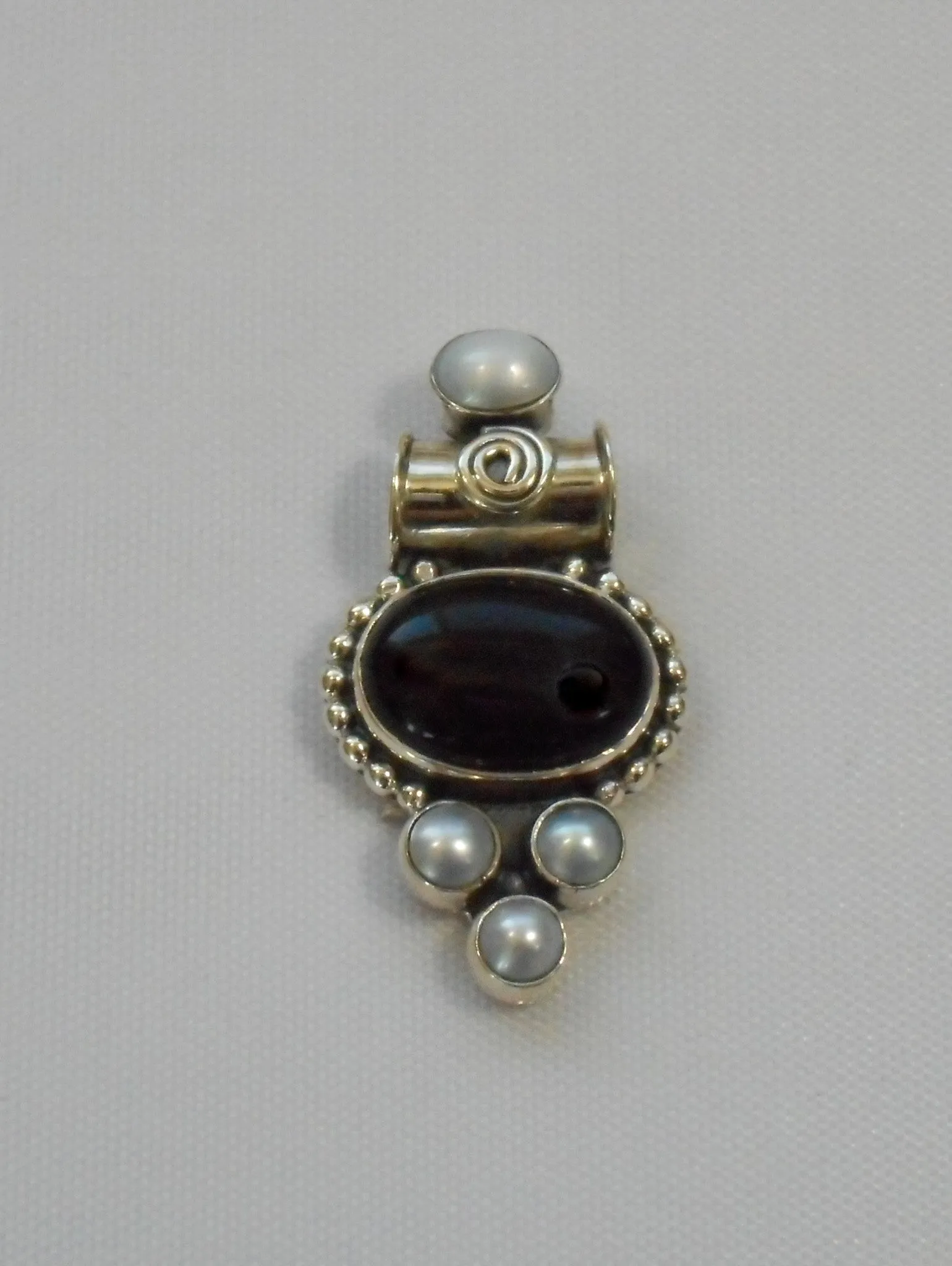 Black Onyx Pendant 2 with Pearls
