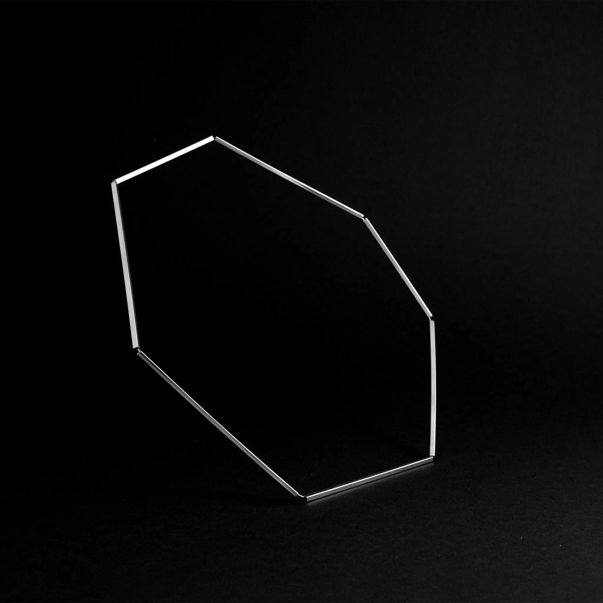 BLACK STAR Necklace – Geometric Futuristic Silver Necklace