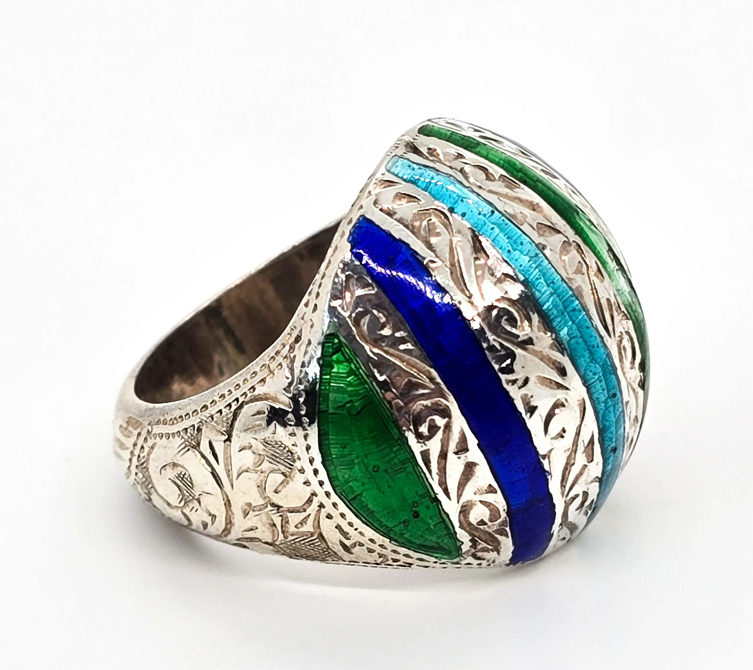 Blue and Green Guilloche enamel Domed hollow sterling silver vintage ring size 6