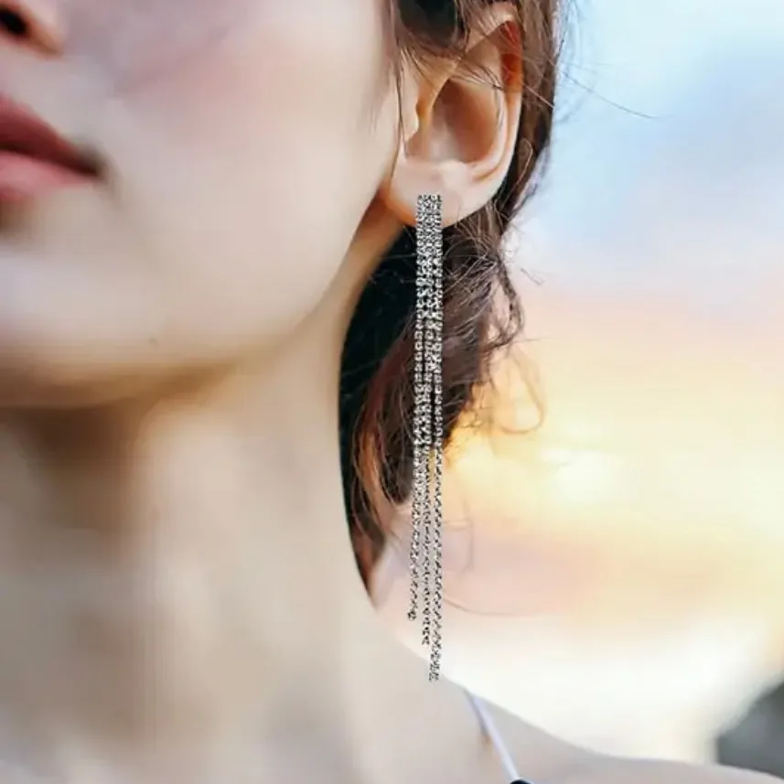 Clear Black Setting Tassel Earrings