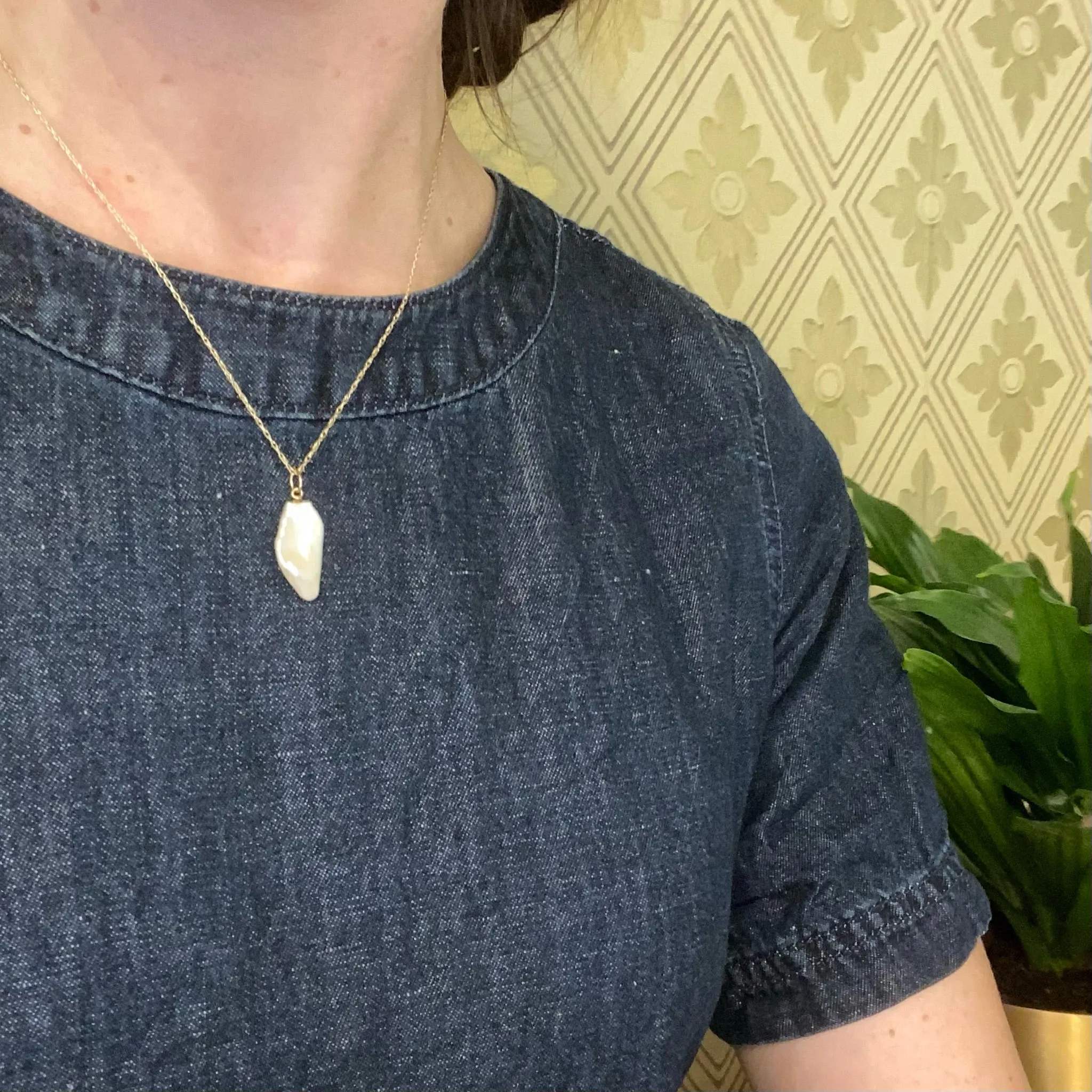 Elegant & Organic Baroque Pearl Pendant