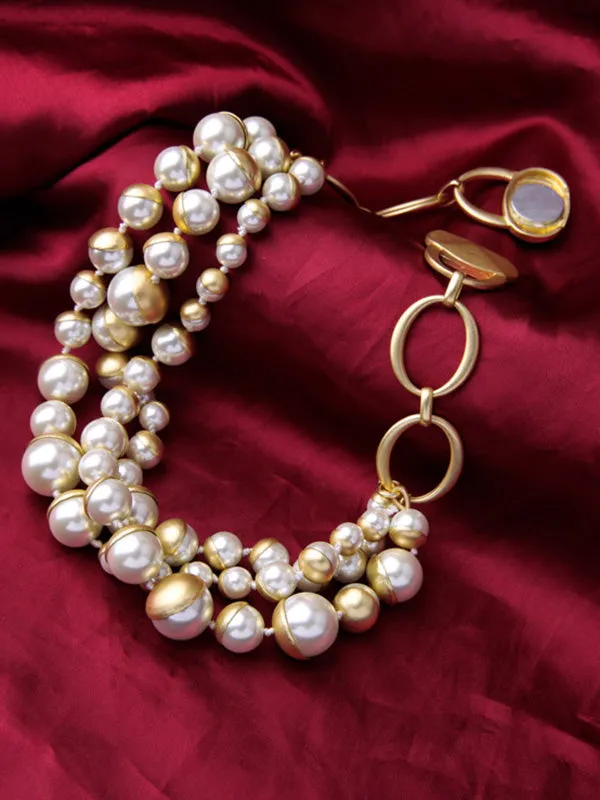 Elegant Glass Pearl Necklace