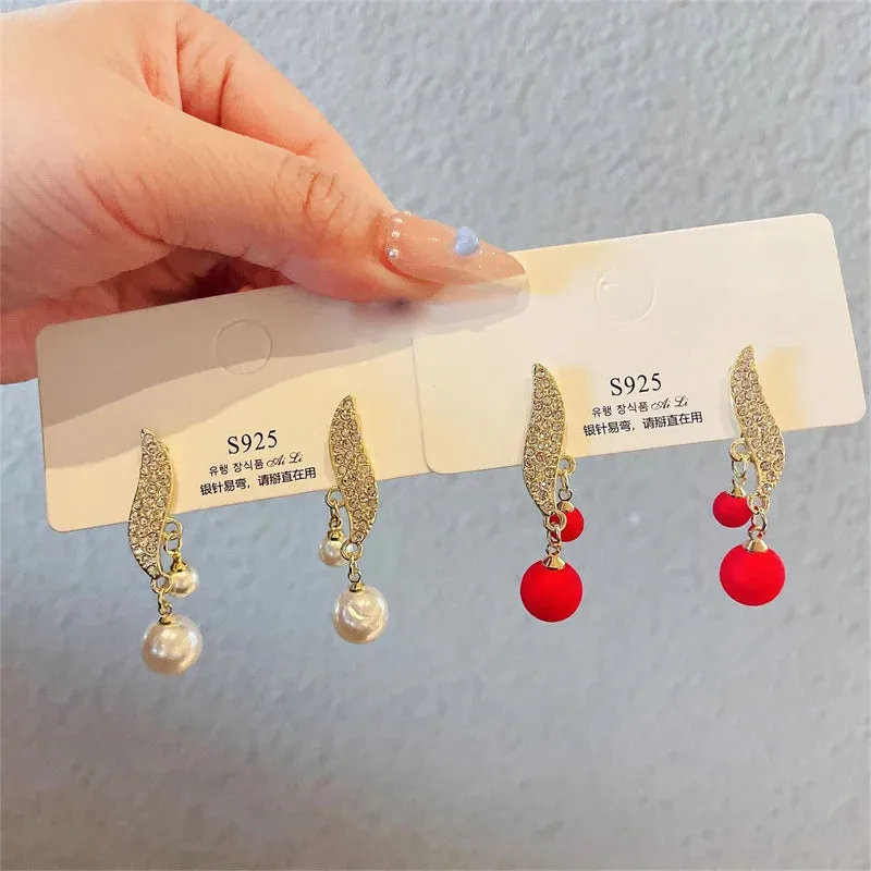 Elegant Pearl Pendant Earrings