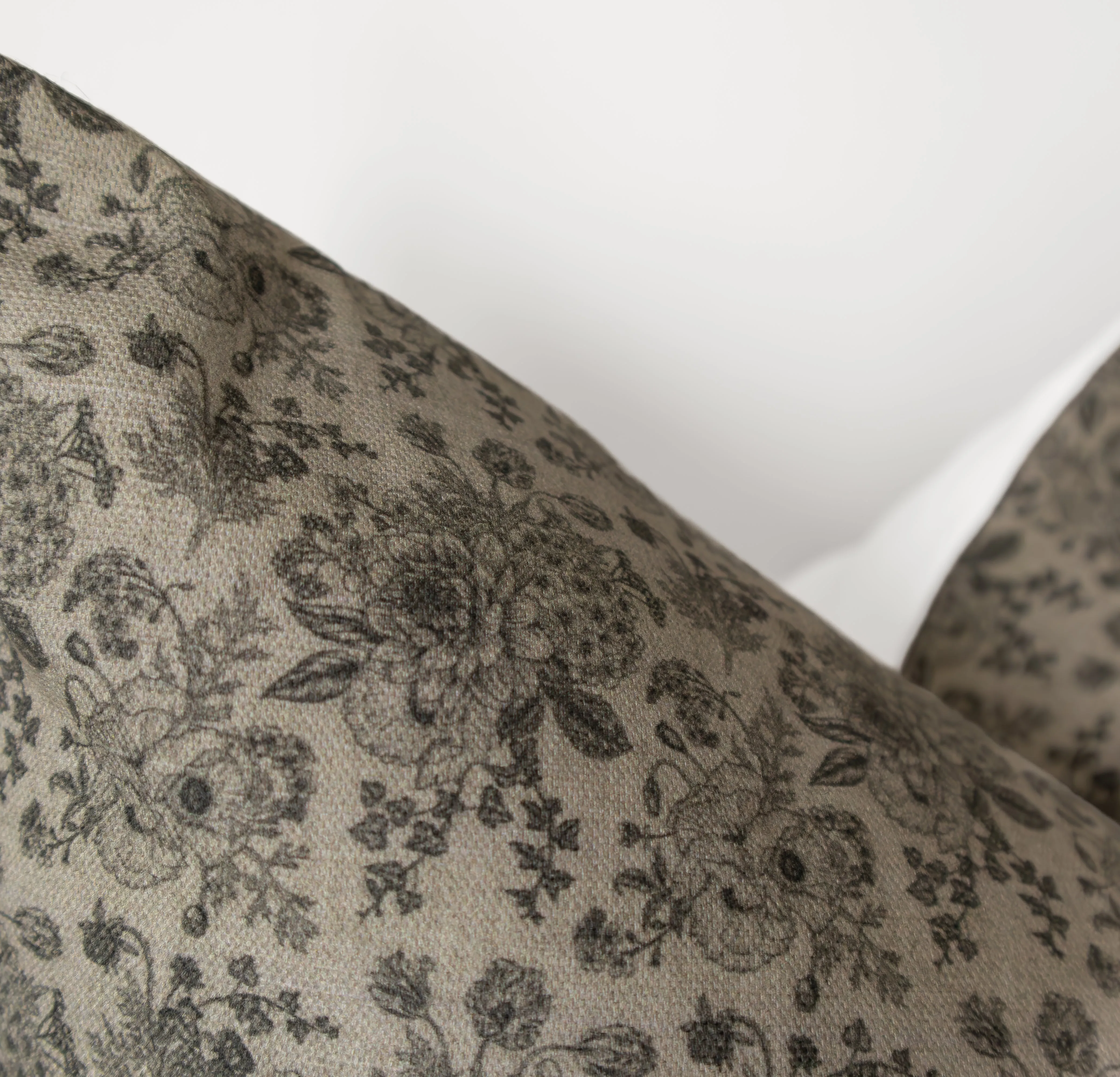 Elizabeth Pillow Cover | Neutral Vintage Style Floral Pillow Cover