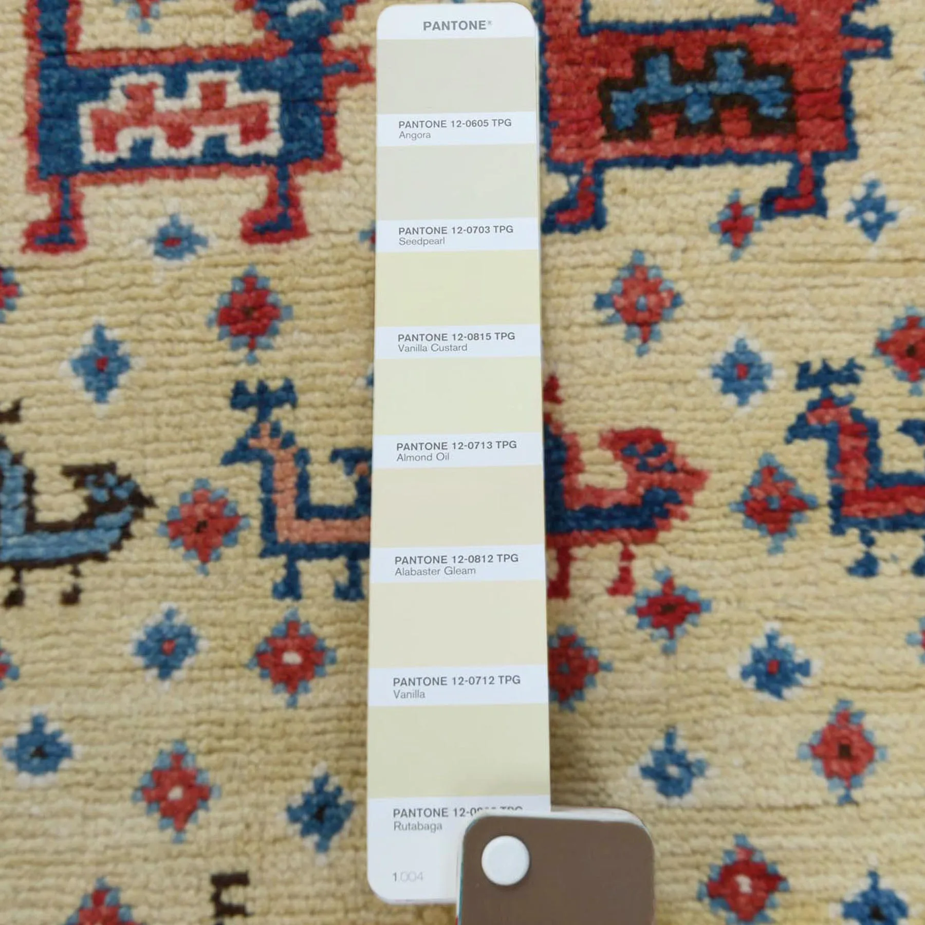 Hand-Knotted Caucasian Design Kazak Wool Handmade Rug (Size 3.1 X 5.0) Cwral-8919