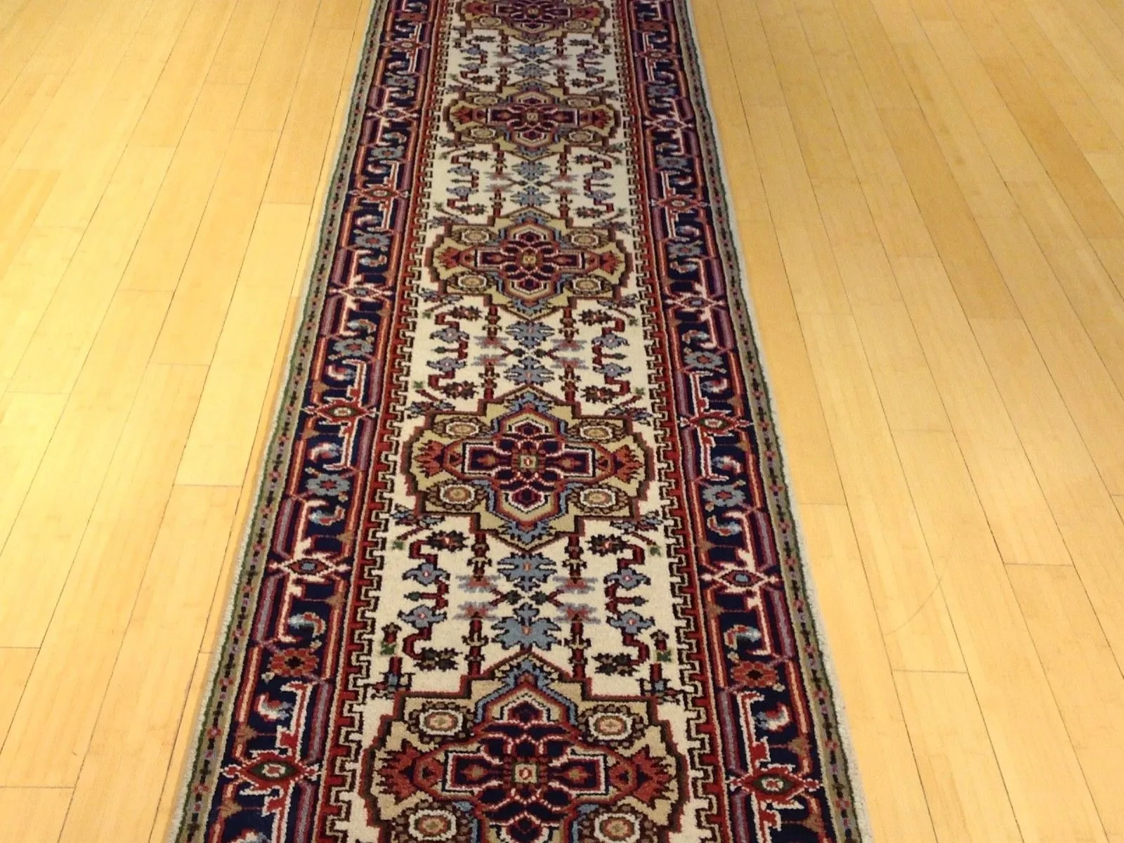 Hand-Knotted Indo Heriz Design Handmade 100% Wool Rug (Size 2.7 X 11.11) Cwral-4458