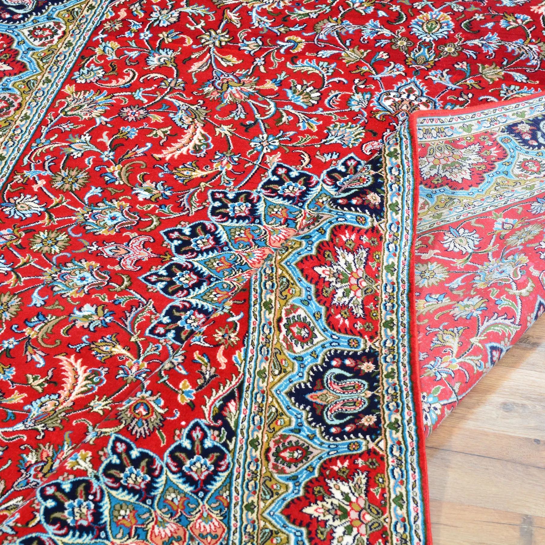 Hand-Knotted Kashmiri Silk Traditional Design Handmade Rug (Size 4.1 X 6.2) Cwral-10824
