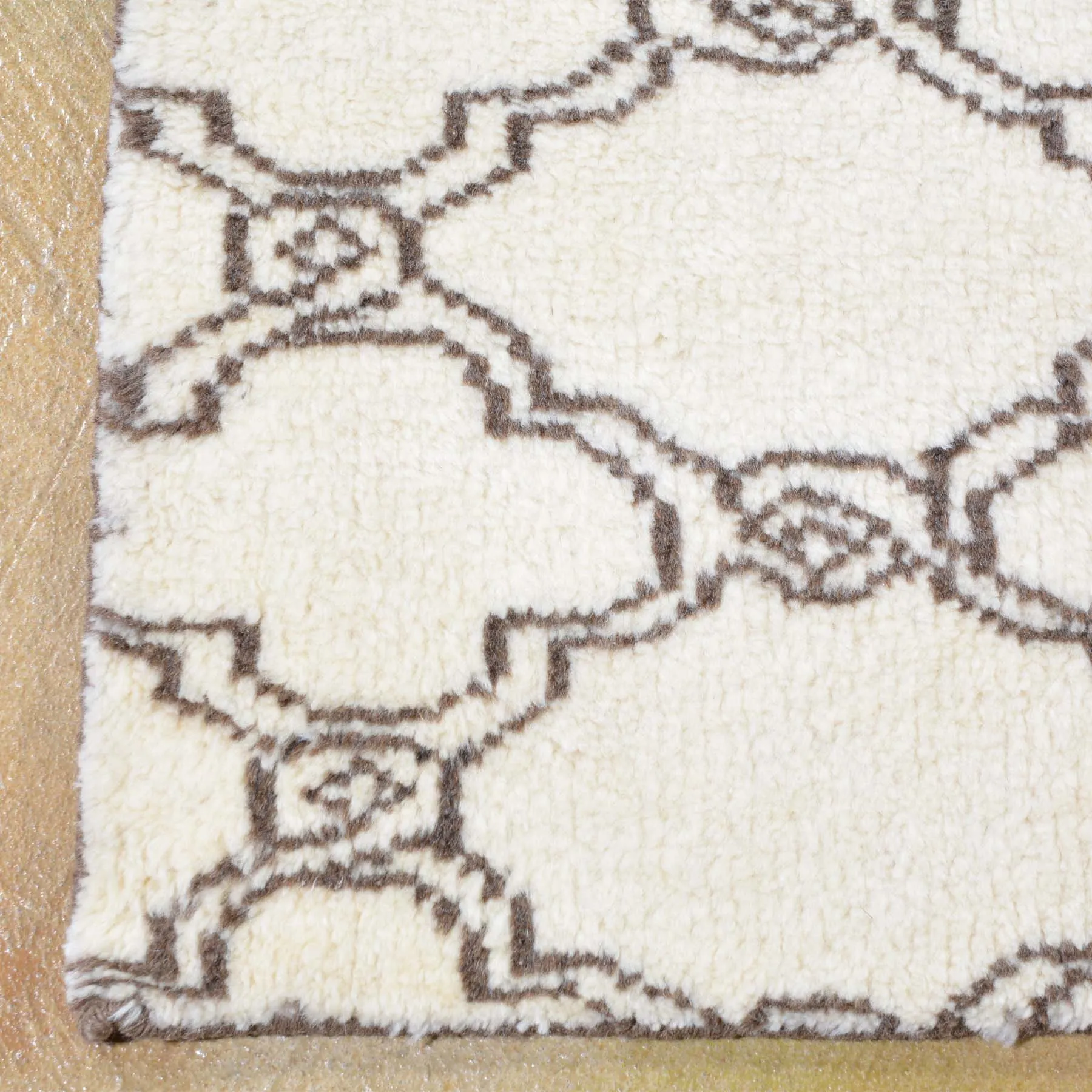 Hand-Knotted New Contemporary Design Wool Rug (Size 5.5 X 6.10) Brral-2319