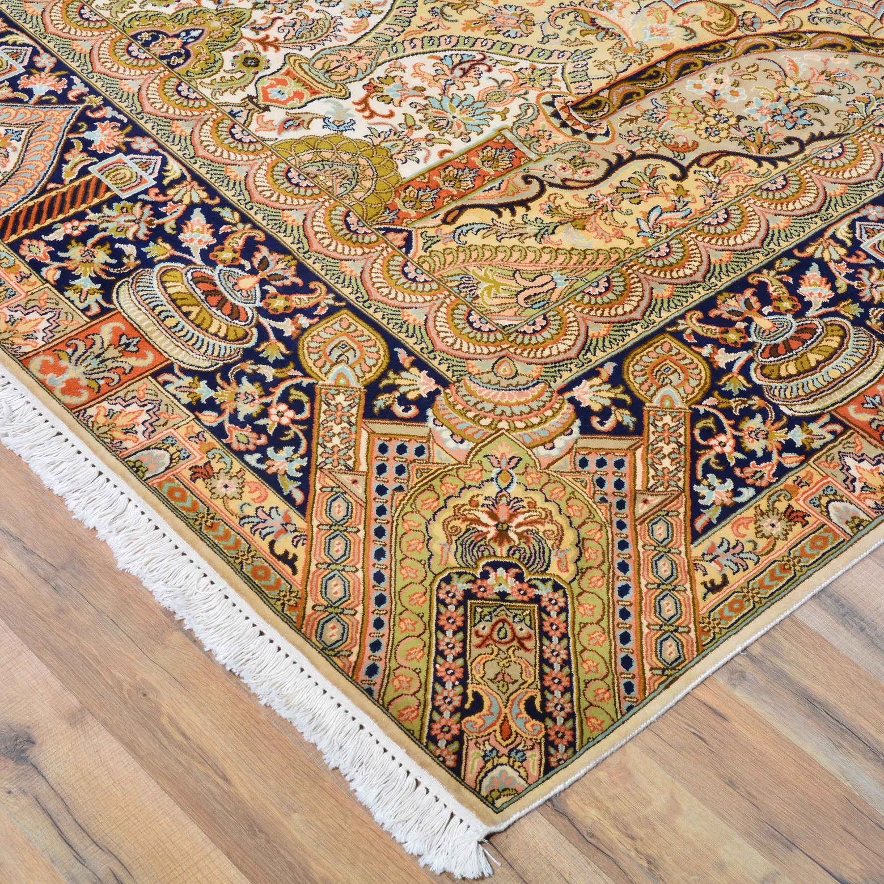 Hand-Knotted Traditional Design Kashmiri Silk Handmade Rug (Size 8.1 X 9.11) Cwral-9792