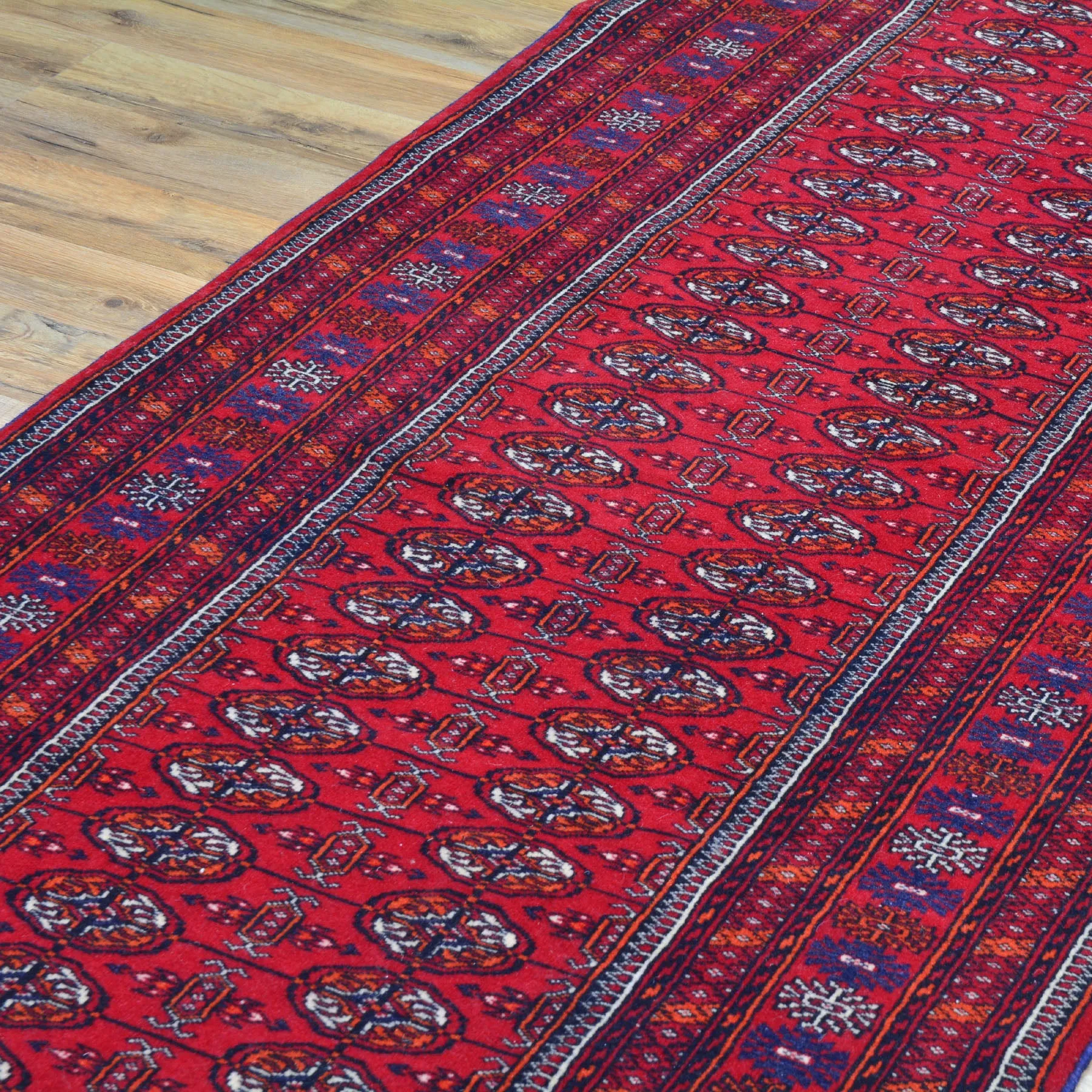 Hand-Knotted Turkmen Bokhara Design Handmade Wool Rug (Size 2.10 X 9.10) Cwral-8238