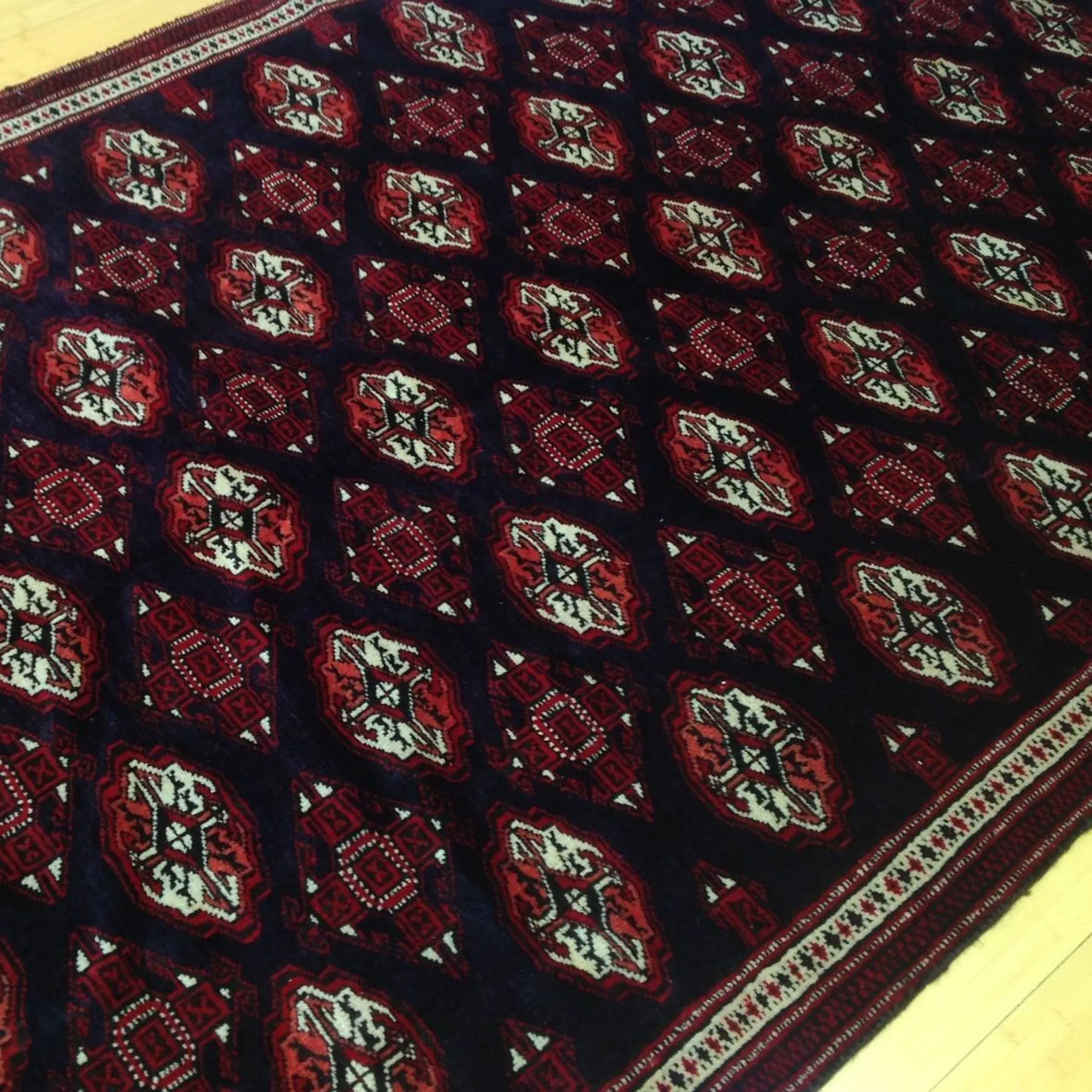 Hand-Knotted Turkmen Persian Yamut Wool Rug (Size 4.7 X 7.5) Brral-2223
