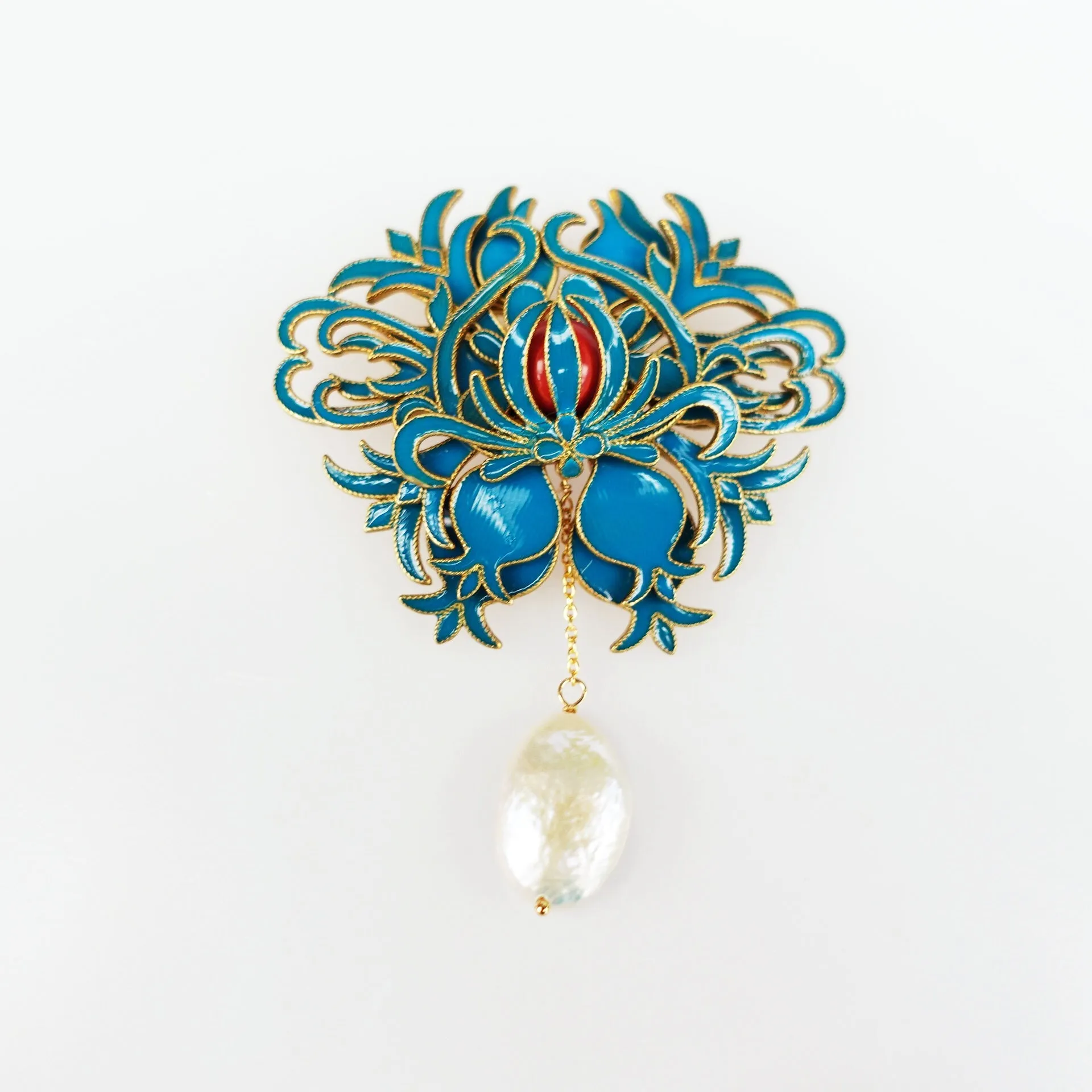 Imitation Kingfisher Enamel Tree Peony Brooch with Baroque Pearl
