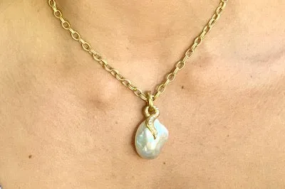 Large Pearl and Diamond Enhancer