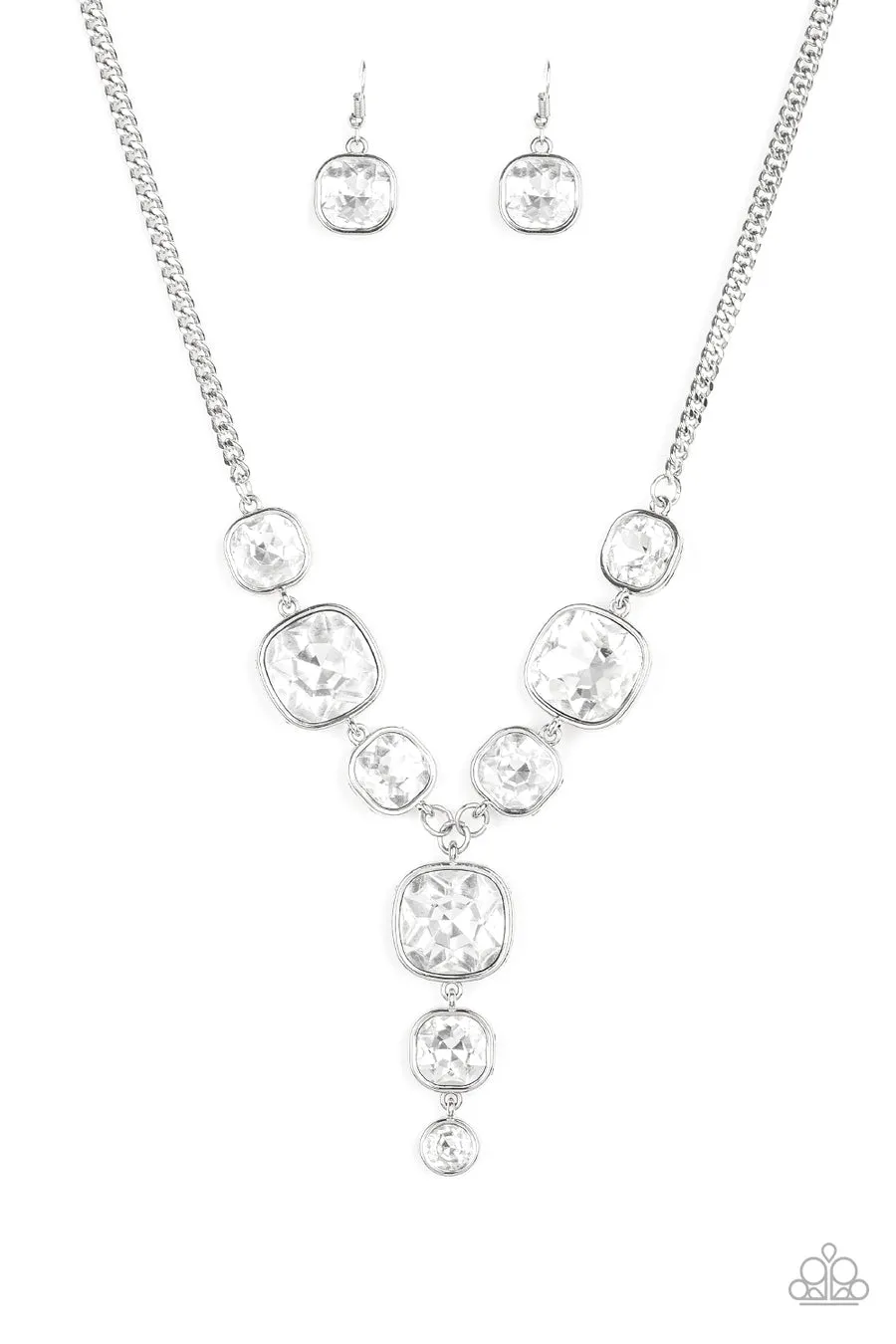 Legendary Luster White Necklace Paparazzi