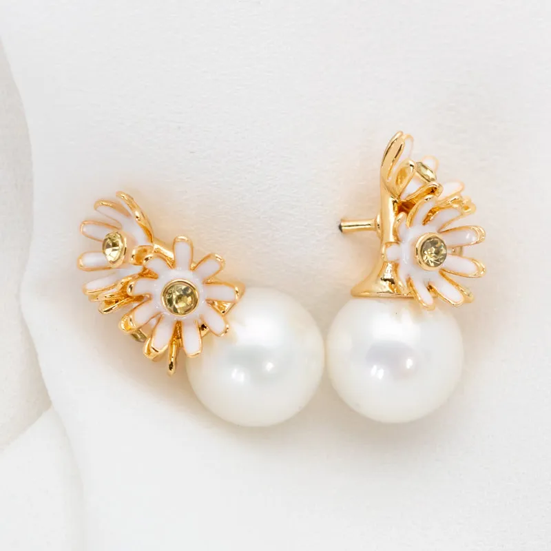 Loves Me Loves Me Not Earrings
