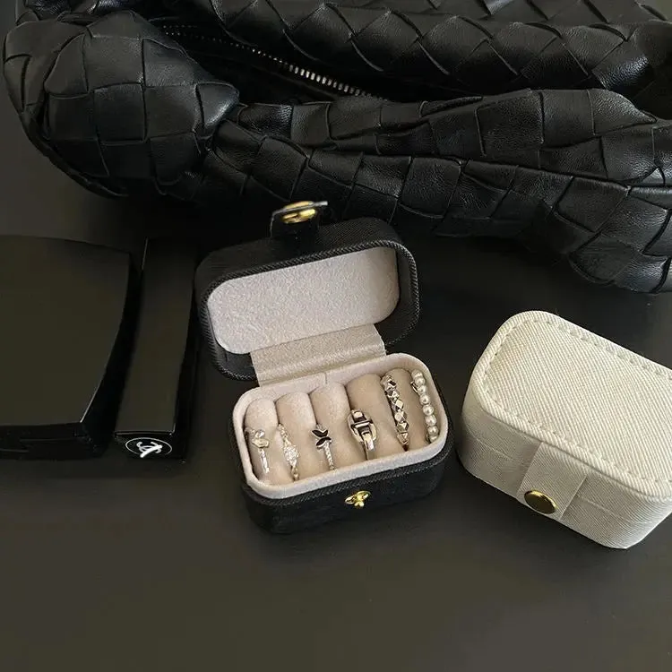 Mini Portable Jewelry Storage Bag Travel Simple Leather Ring Necklace Earrings Storage Box Organizer Display Small Gift Box