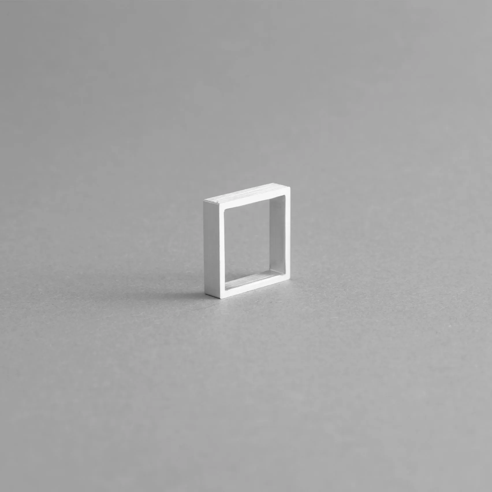 MINIMAL ALUMINUM RING | Sleek Geometric Square Ring