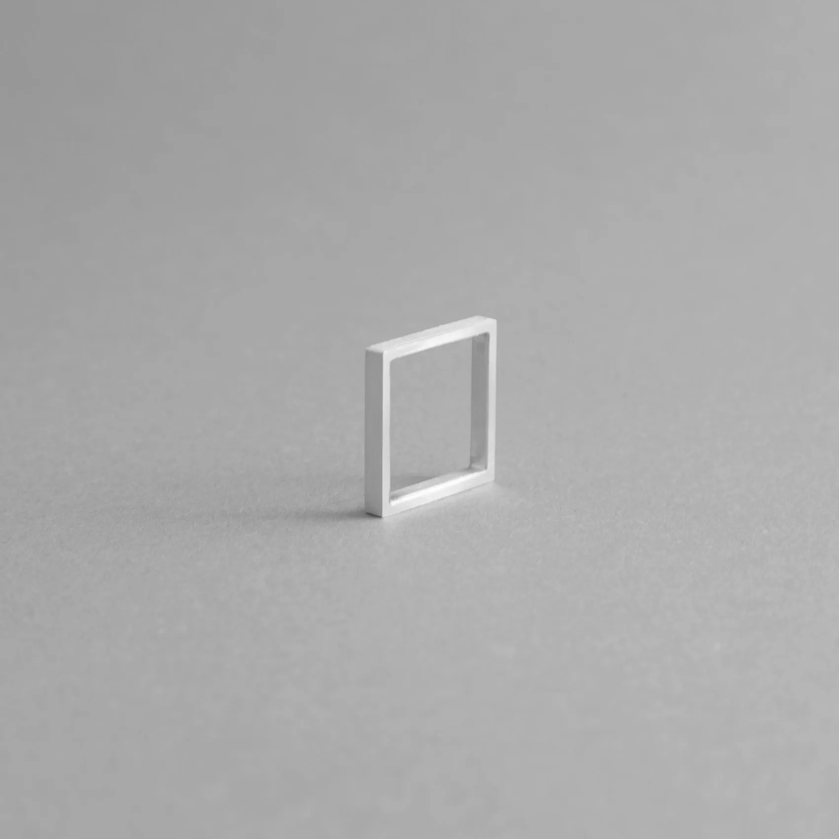 MINIMAL ALUMINUM RING | Sleek Geometric Square Ring