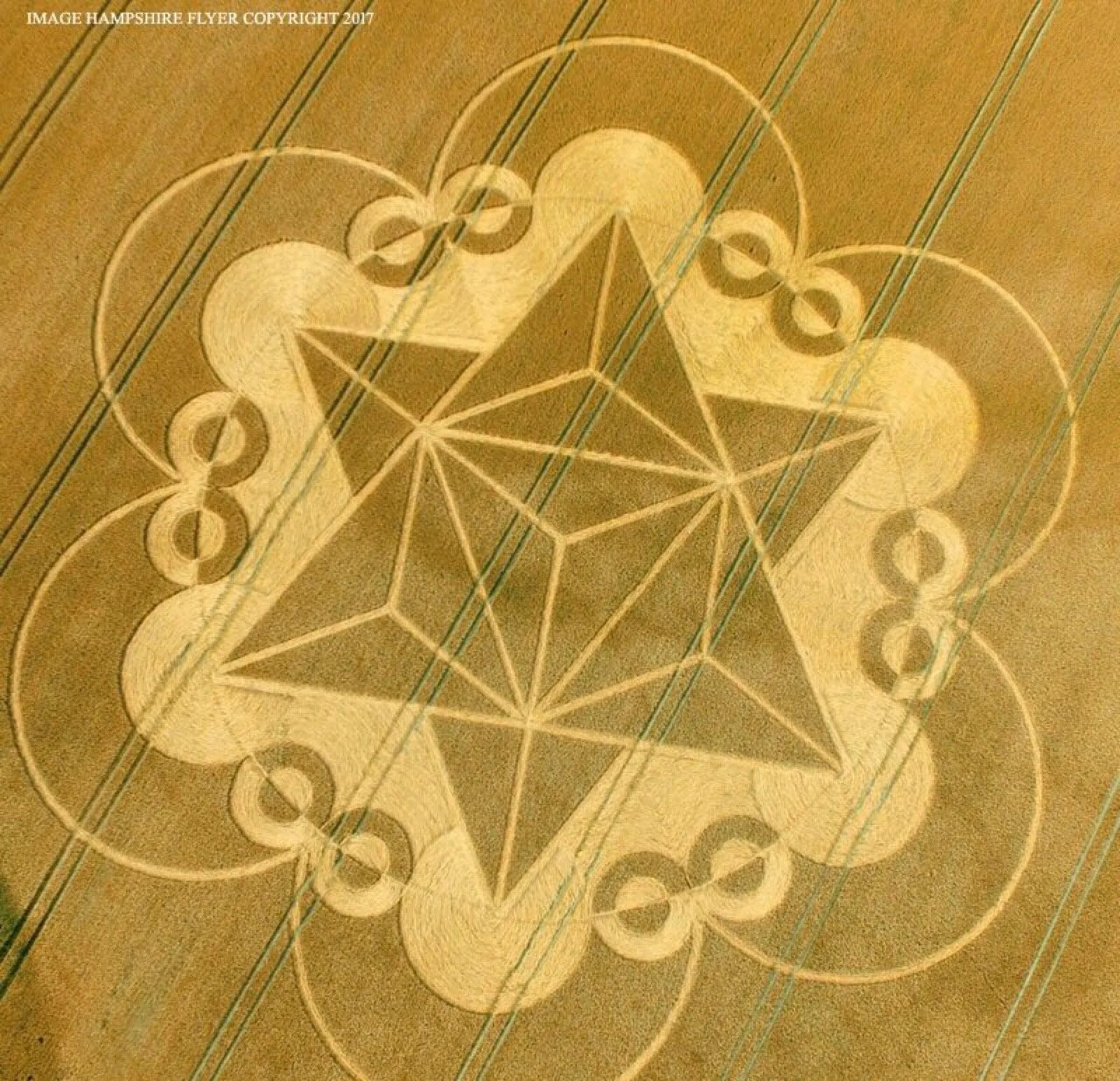 Moldavite Cley Hill Crop Circle 36 Vortex Quantic Resonator