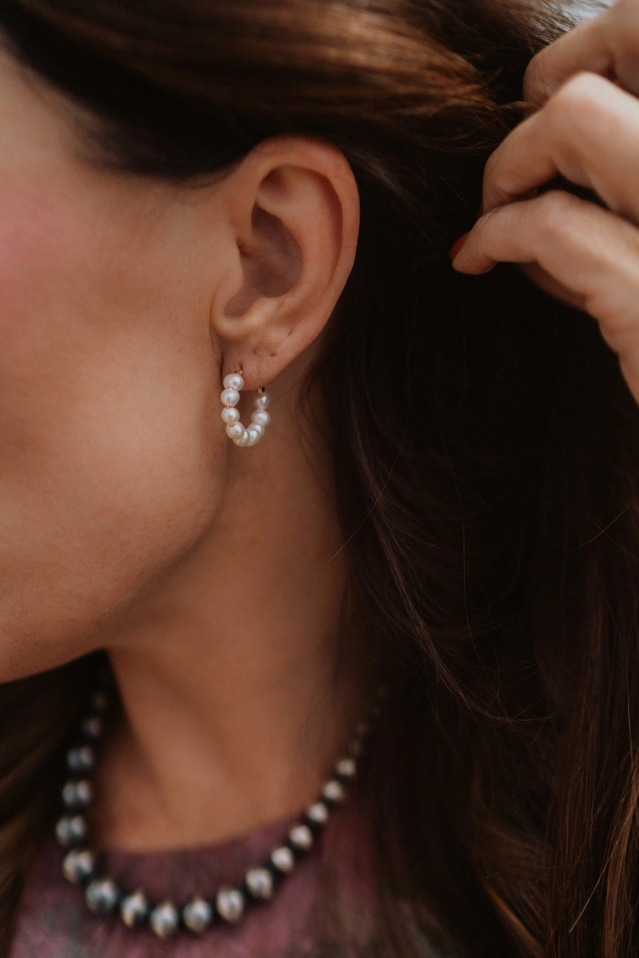Pearl Holly Hoops