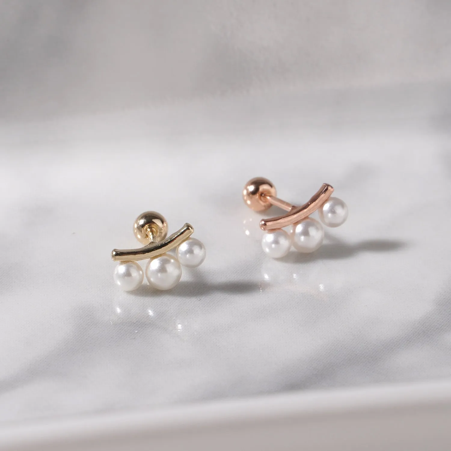Pearl Tiara 14K Gold Stud (Single Stud)