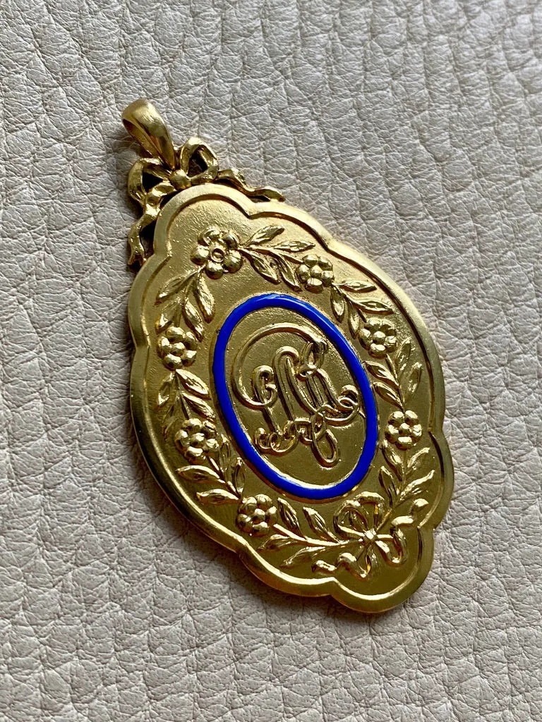 Phenomenal! 1928 Detailed Weighty 18k gold medallion pendant with blue enamel - by WA Bolin