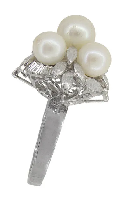 Retro Moderne Flowers and Leaves Vintage Pearl Cluster Ring in 14 Karat White Gold