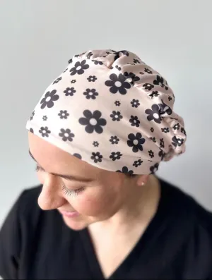 Scrub Hat - Vintage Daises
