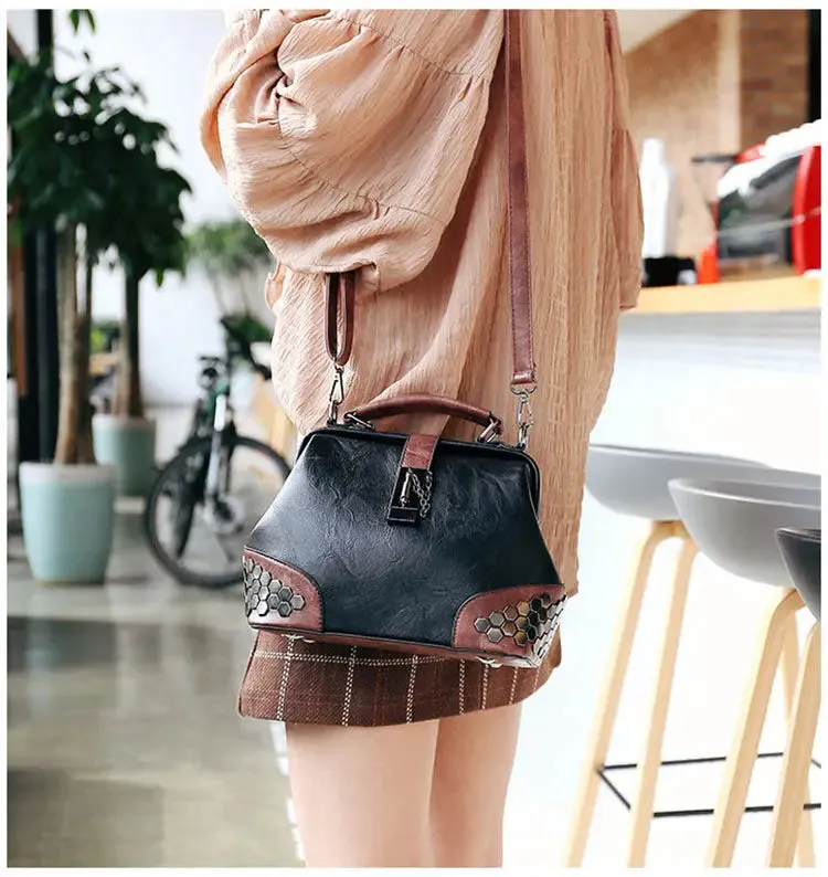 Seasonprestige Silt Pocket Women Handbag