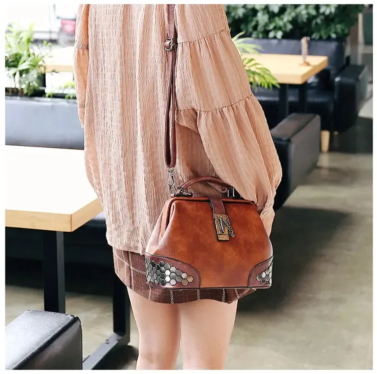 Seasonprestige Silt Pocket Women Handbag