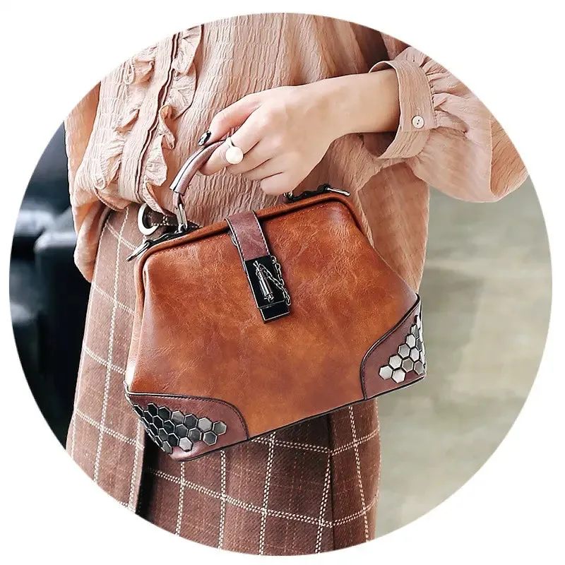 Seasonprestige Silt Pocket Women Handbag