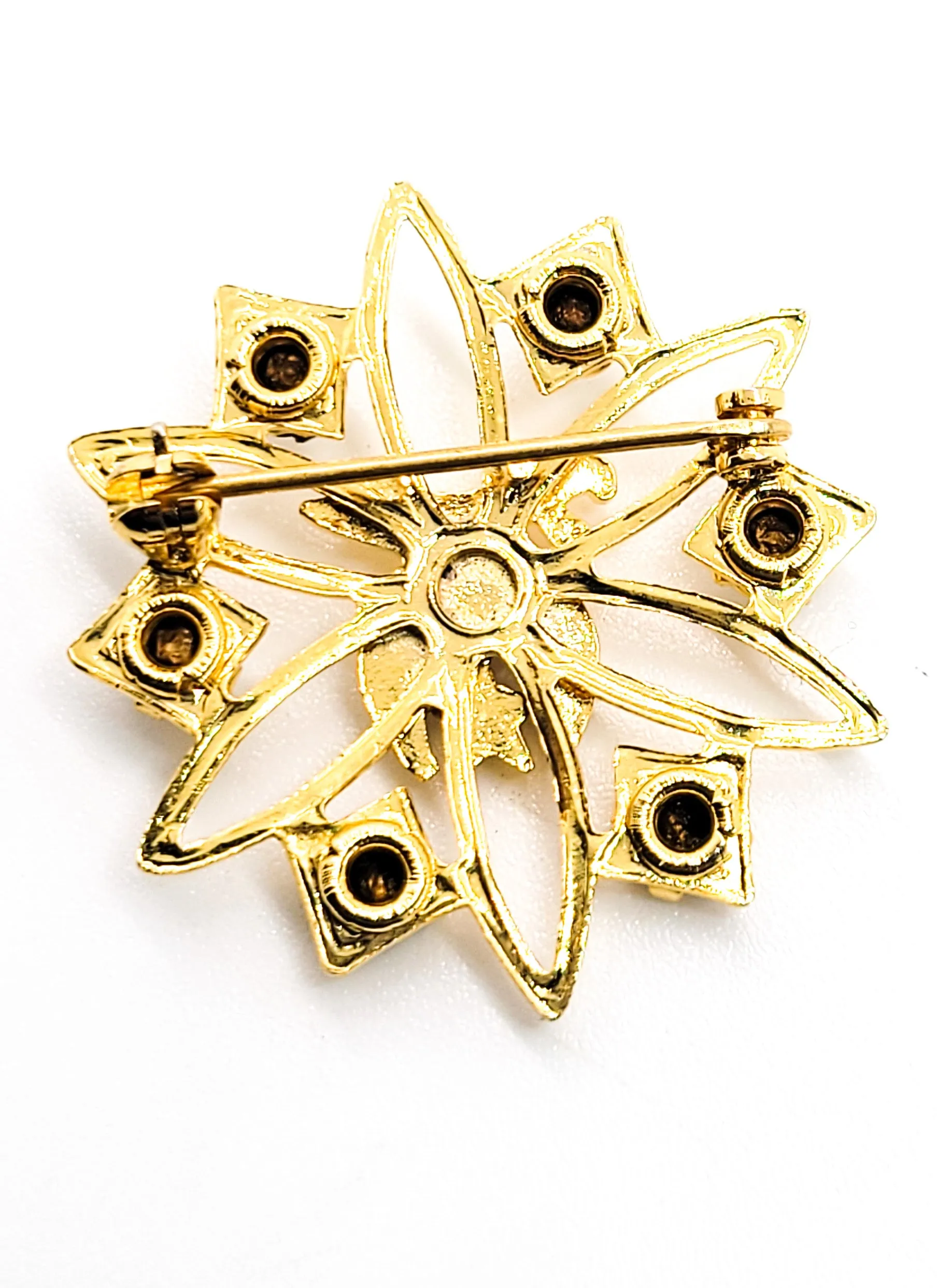 Shriners  rhinestone yellow enamel gold toned vintage mid century brooch