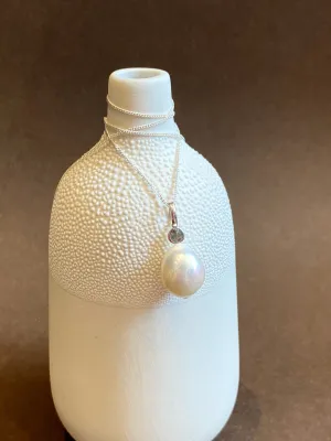 Silver Baroque Pearl Pendant