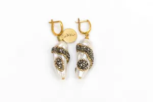 Silver Pearl Earrings With Rhinestones